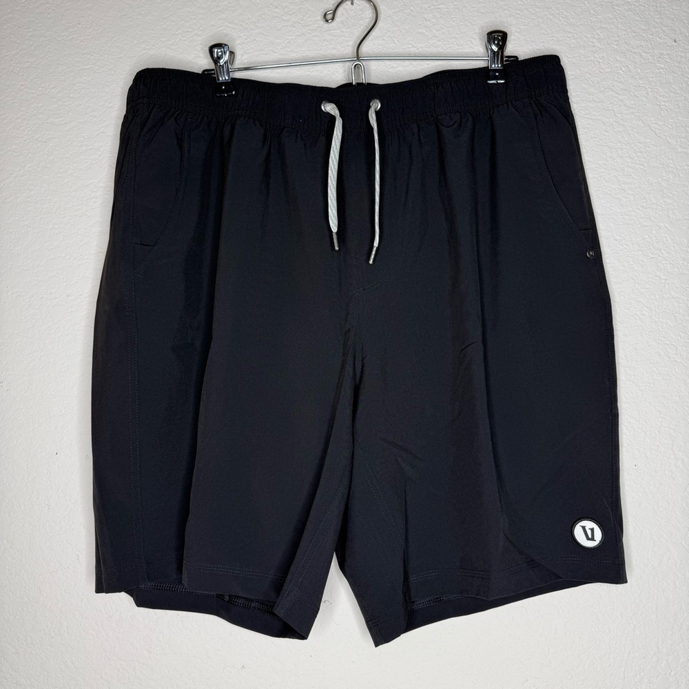 Vuori Men’s Kore Short Lined 9" Size XXL  Black 
S#V391 #Gym New no tags!!!